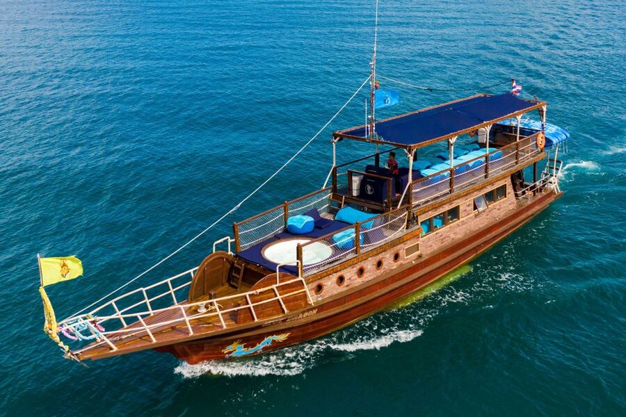 Mu Ko Ang Thong: Private Day Charter in Classic Thai Yacht - Who should book this yacht day