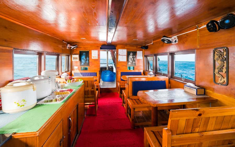 Mu Ko Ang Thong: Private Day Charter in Classic Thai Yacht - The ride home and sunset views