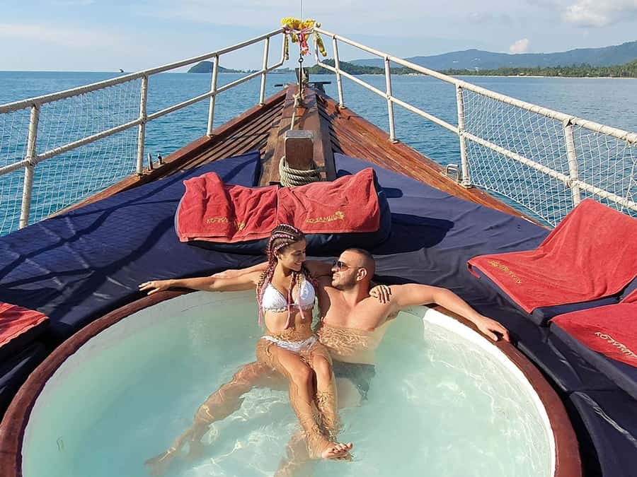Mu Ko Ang Thong: Private Day Charter in Classic Thai Yacht - Morning pickup, breakfast, and the Five Islands