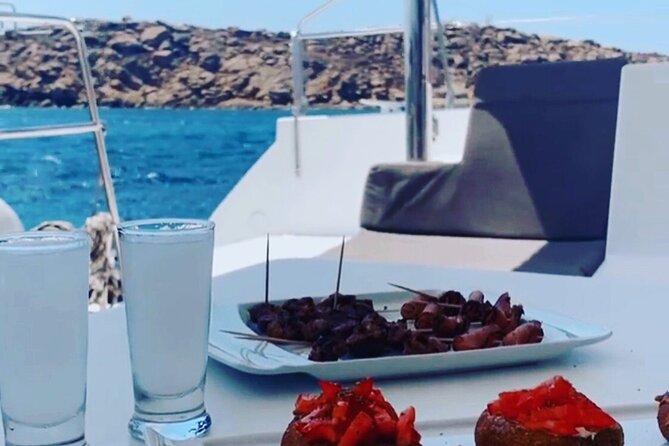 mykonos eleftheriou yachting Private tour mykonos delos renia - Rinia Island and the value of quiet water
