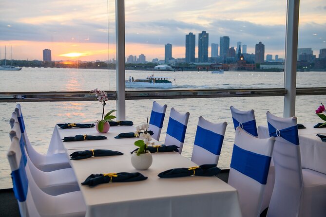 New York City Dinner Cruise on Luxury Yacht with Live Music - The Five-Course Dinner and Drinks