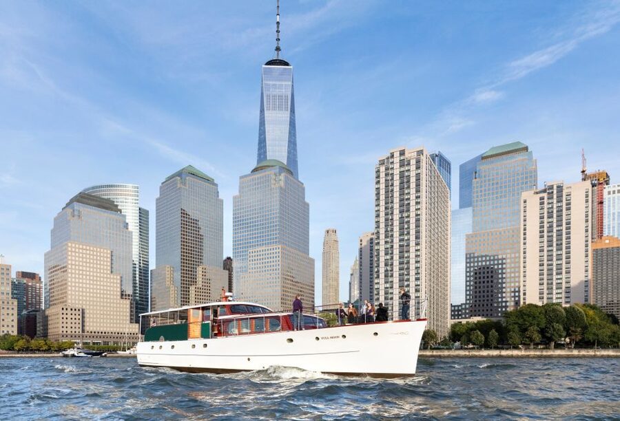 New York City: Mini Yacht Boat Ride with Sightseeing - The Statue of Liberty at a slower pace