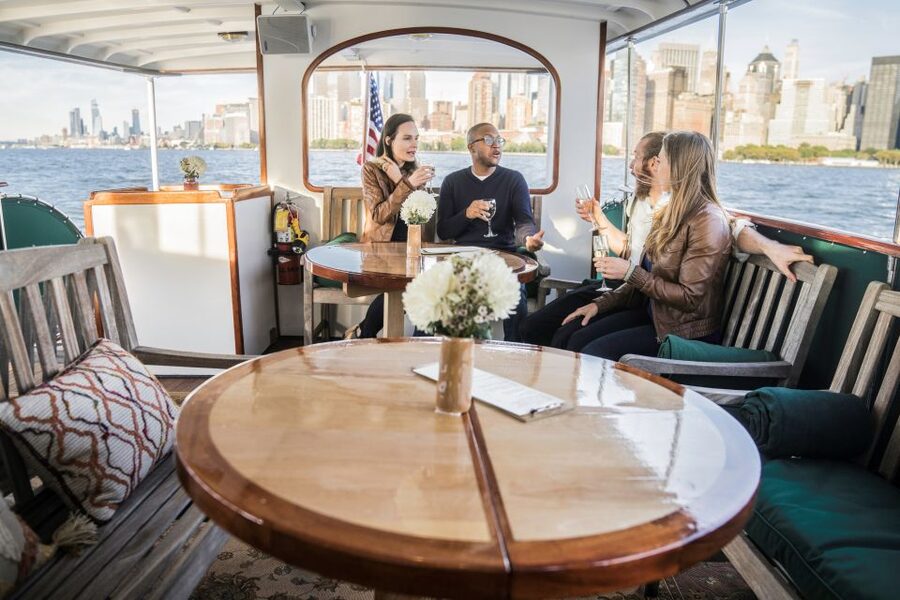 New York City: Mini Yacht Boat Ride with Sightseeing - Leaving Chelsea Piers from Pier 62