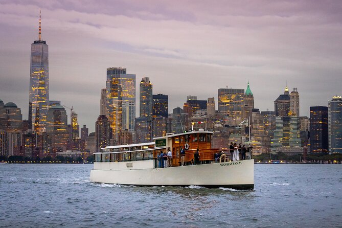 New York City Sunset Cruise on a Yacht - Why a sunset yacht cruise works so well in New York