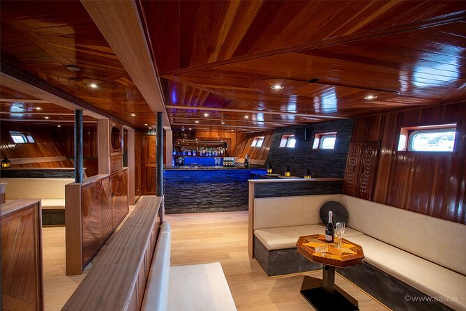 Northern Lights Yacht Cruise in Reykjavik - Who will enjoy this cruise most?