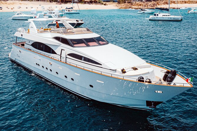 Number Juan 100ft Yacht Azimut Rental - Choosing the right length for your group