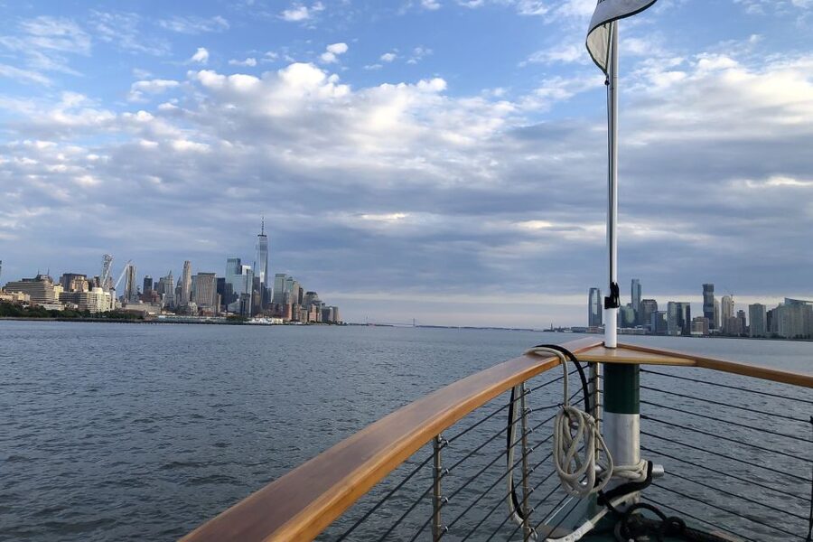 NYC: Grand Palisades Fall Foliage Yacht Tour - Practical advice for a better outing