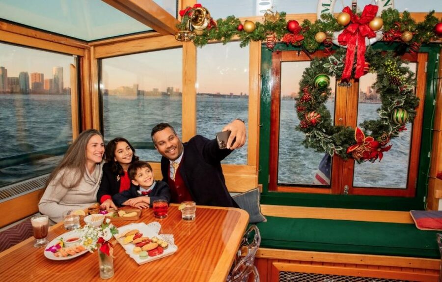 NYC: Holiday Yacht Cruise with Jazz, Cocoa & Carols - Jazz, Christmas songs, and the sound level