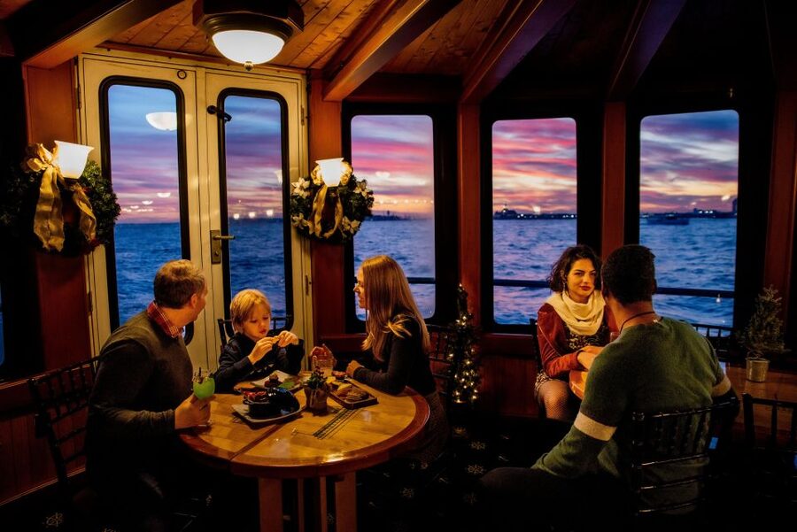 NYC: Holiday Yacht Cruise with Jazz, Cocoa & Carols - Who will enjoy this cruise most?