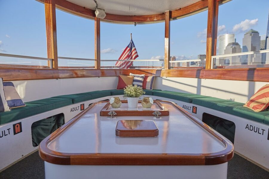 NYC: Hudson River Fall Foliage Yacht Tour - Chelsea Piers to the tree-lined Hudson