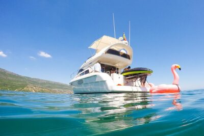 Ocean Bliss: Full Day Arrábida Private Yacht Tour from Lisbon