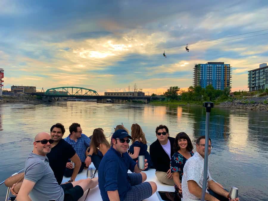 Ottawa: Downtown Yacht Cruise - Wed-Sun @ 6PM - 75 Minutes - A Social Boat Without the Party-Boat Problem