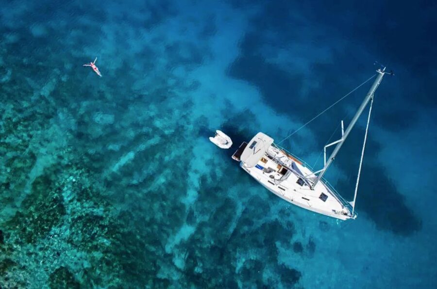 Palawan: Private Sailing Yacht Cruise in El Nido - Meeting at Corong Corong Beach at 10 a.m.