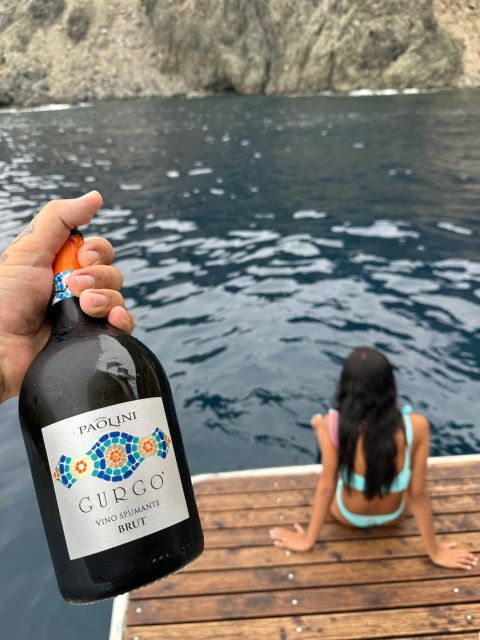 Pantelleria Island: Isola Tour in Yacht with Simone & Luck - Why seeing Pantelleria by yacht makes sense