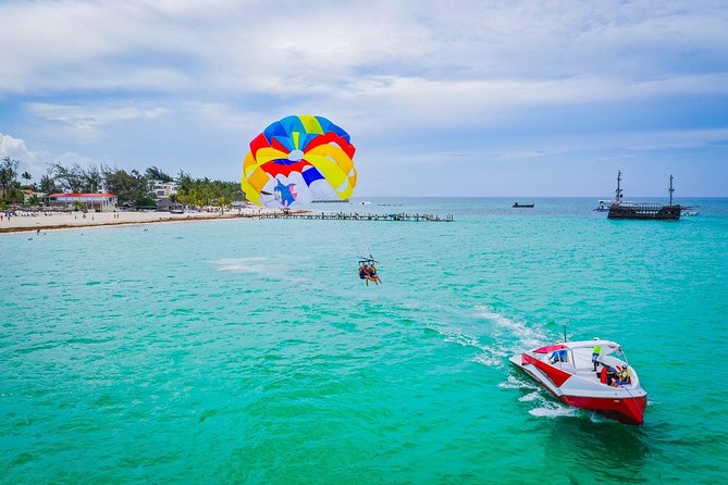 Parasailing Yacht Experience in Punta Cana - The flight above Punta Cana