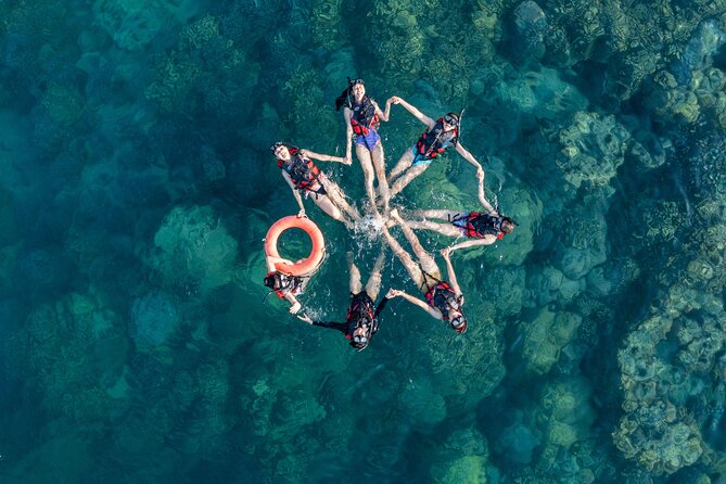Pattaya Full-Day SUNSET Yacht exclusive Island(Buffet,Snorkeling) - The crew is a major part of the experience