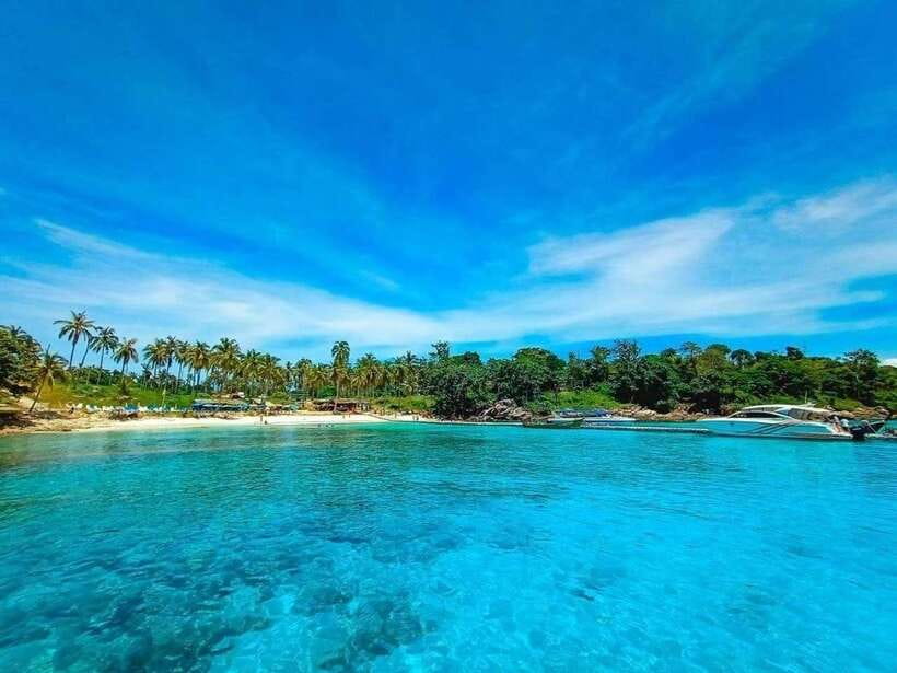 Phuket: Coral Yacht Boat Tour to Coral Island with Sunset - Yanui Bay and the Coral Island program