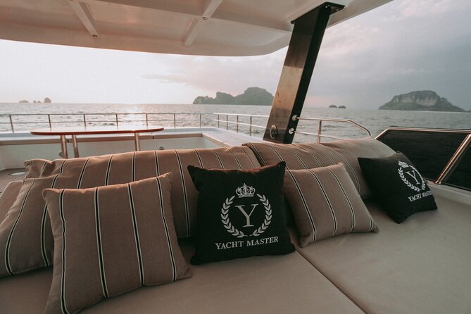 Phuket: James Bond Island and Phang Nga Bay by Premium Yacht - Why the yacht changes the day