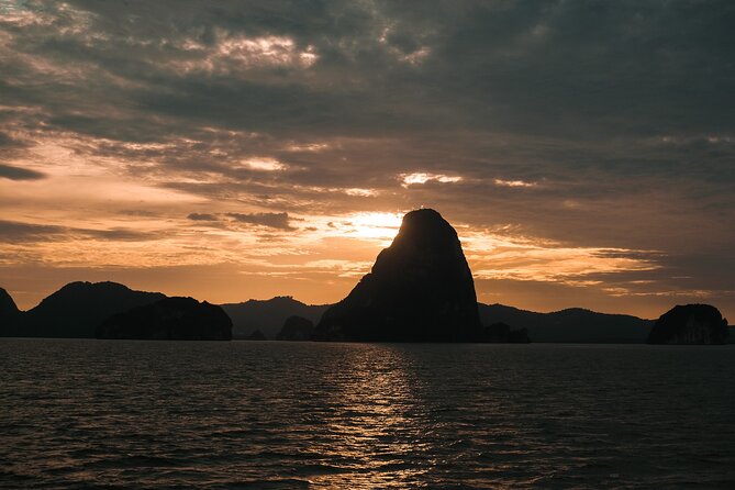 Phuket: James Bond Island and Phang Nga Bay by Premium Yacht - Comfort, crowding, and the small practical drawbacks