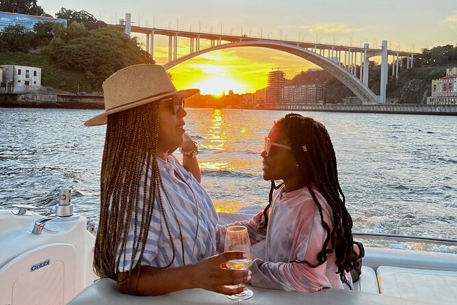Port : 6 Bridges Private Yacht Cruise with Local Wine & Snacks - Why the private format changes the experience