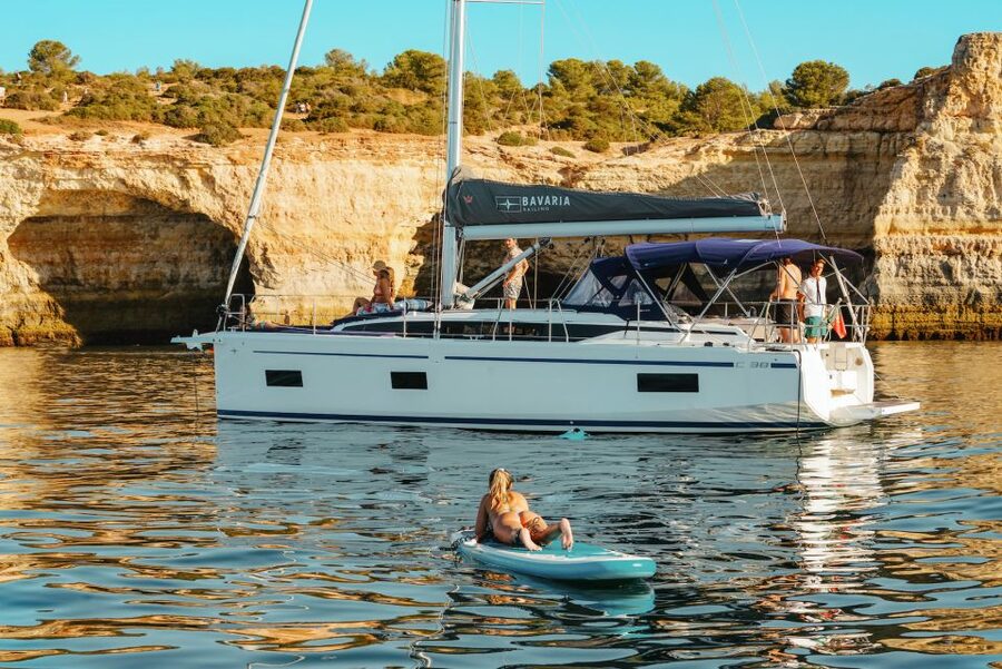 Portimao: Full Day Luxury Sail-Yacht Cruise - Golden cliffs, quiet beaches, and unusual rock shapes