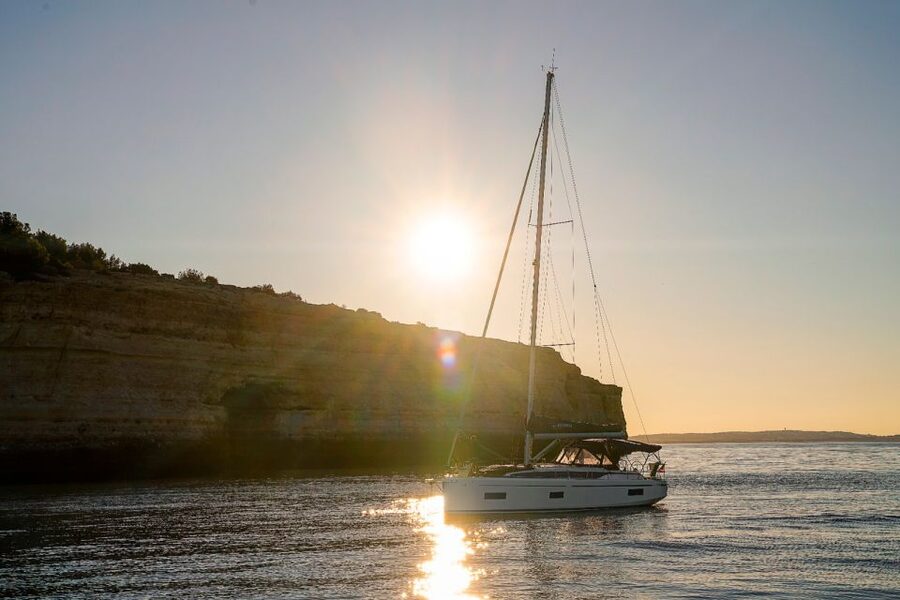 Portimao: Half-Day Sailing Yacht Cruise to the Benagil Caves - Booking Details That Matter