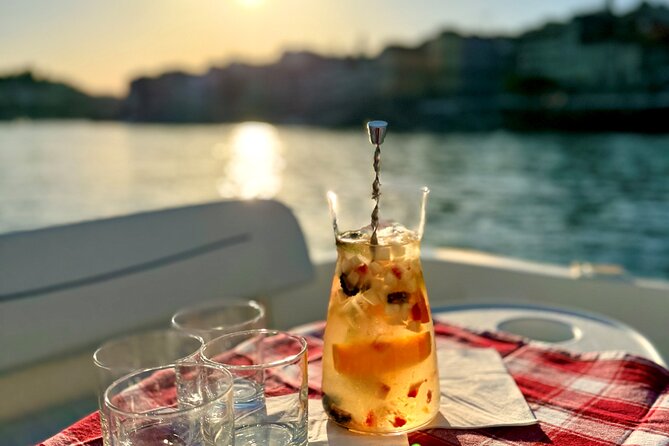 Porto: 6 Bridges Private Douro River Yacht w/ Food & Wine - Key points to know before booking