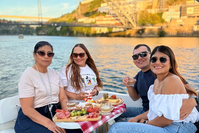 Porto: 6 Bridges Private Douro River Yacht w/ Food & Wine - What the private Douro yacht experience feels like