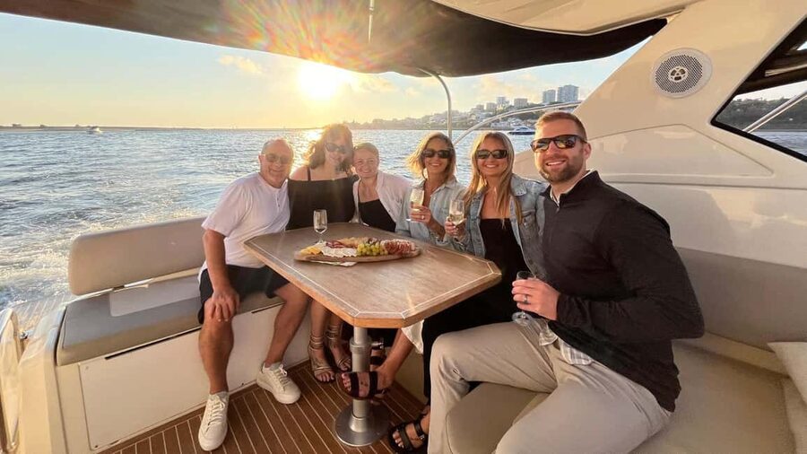 Porto: Luxury 6 Bridges Yacht Cruise with Wine & Snacks - Ponte de São João and Maria Pia