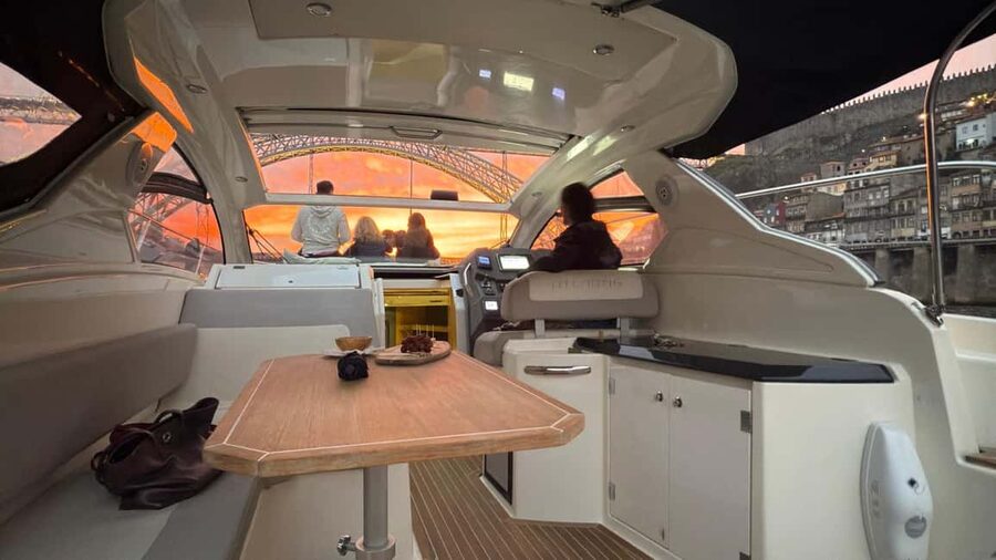 Porto: Luxury 6 Bridges Yacht Cruise with Wine & Snacks - Infante Bridge and Dom Luís Bridge