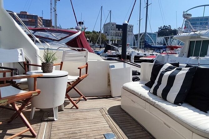 Porto: Luxury Yacht Tour on the Douro River - Sunset or Daytime - Best Time to Choose Daytime or Sunset