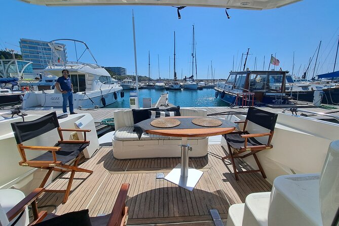 Porto: Private Tour on a Luxury Yacht on the Douro River - Price, group size, and overall value