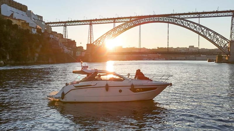 Porto: Private Yacht Cruise with Local Wines & Snacks - Why seeing Porto from the Douro matters