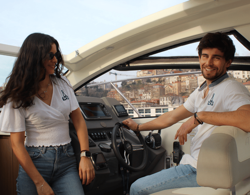 Porto: Private Yacht Cruise with Local Wines & Snacks - The city center at Dom Luís Bridge and Ribeira