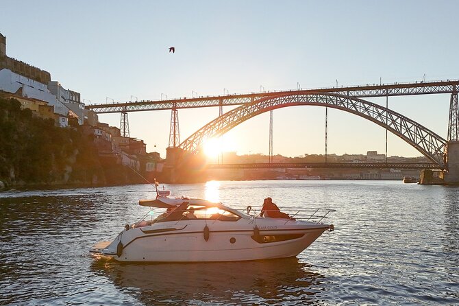 Porto: Private Yacht Experience with Local Wines & Snacks - Why this private Douro cruise works
