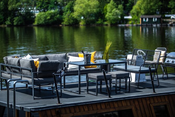 Prague YachtBoat CLASSIC cruise with Unlimited Beer or Prosecco - Setting off from Náplavka Rašínovo nábřeží