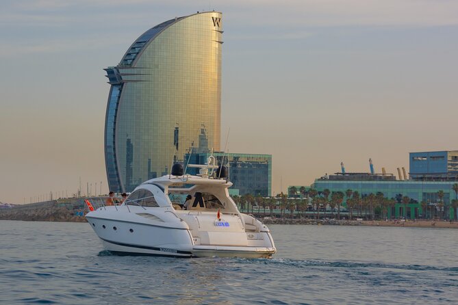 Premium Experience on a Sunkeeker Yacht in Barcelona - How the price works for a group of nine