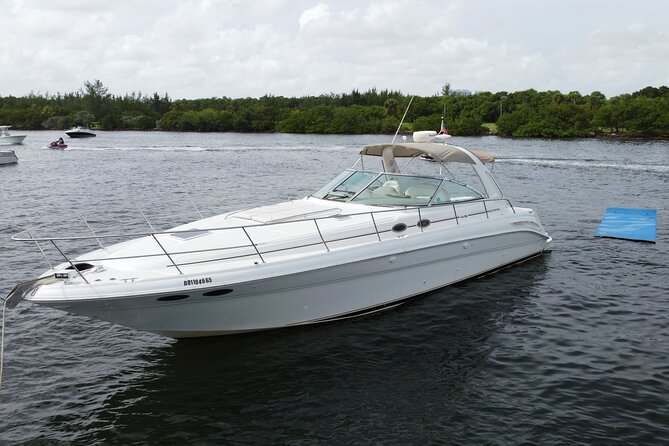 Premium Miami Yacht Tour Experience: Captain, Champagne & Party! - Who will enjoy this Miami yacht experience?