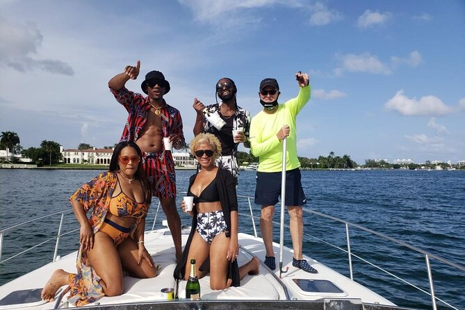 Premium Miami Yacht Tour Experience: Captain, Champagne & Party! - Miami and Miami Beach from the water