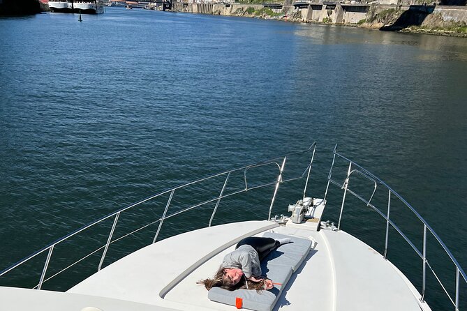 Premium Yacht Tour on the Douro - Infante Dom Henrique and Dom Luís I