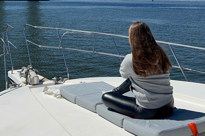 Premium Yacht Tour on the Douro - Starting at Marina do Freixo