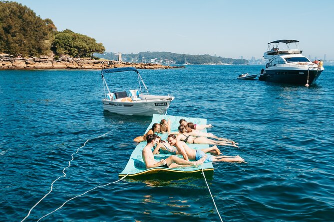 Private 4-Hour Luxury Yacht Charter on Sydney Harbour - Cockle Bay and Darling Harbour