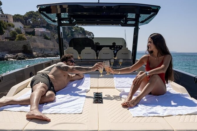 Private 5-Hour Cruise on Brand-New Luxury Yacht in Mykonos (Para Voce) - Why seeing Mykonos from the water makes sense