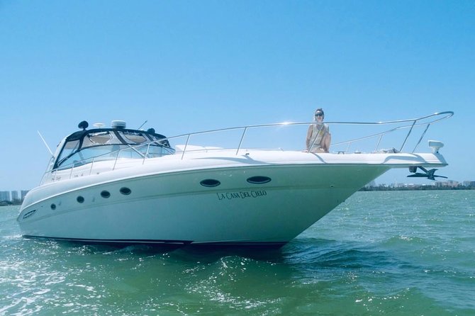 Private 50FT Yacht Rental in Cancún P8 - A clean, older yacht with room for a group