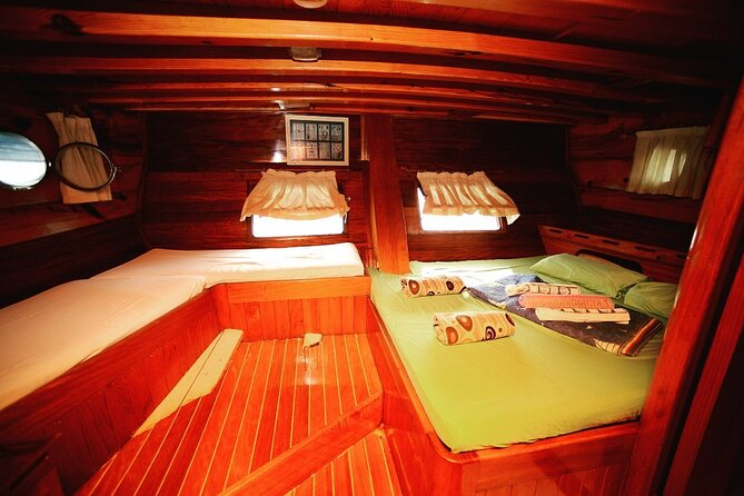 Private Blue Cruise with Cheers Yachting in Turkey - Cabins, bathrooms, and life onboard