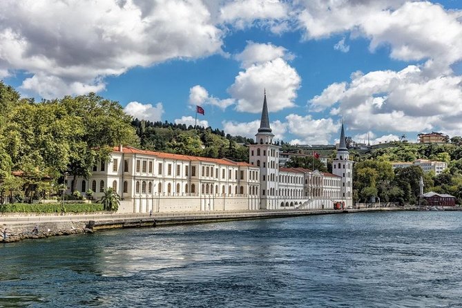 Private Bosphorus Cruise and Egyptian Bazaar with Motor Yacht - Timing, transport, and value