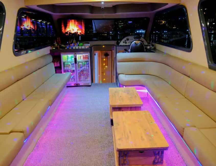 Private Bosphorus Yacht Experience in Istanbul - Crossing toward Asia and Beylerbeyi Palace