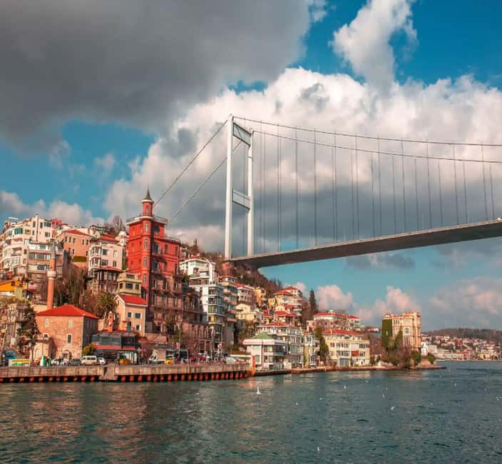 Private Bosphorus Yacht Experience in Istanbul - Rumeli Hisarı and Anadolu Hisarı at the narrow strait