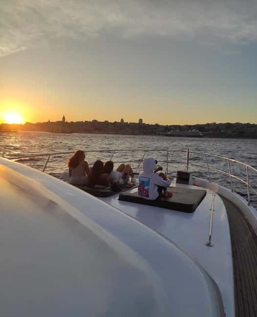 Private Bosphorus Yacht with Local Guide and Snacks - Who Will Enjoy This Cruise Most