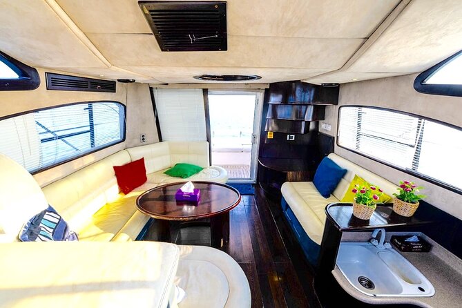 Private Charter Yacht: Dubai Marina, Atlantis And Burj al Arab - Who will enjoy this private yacht charter?